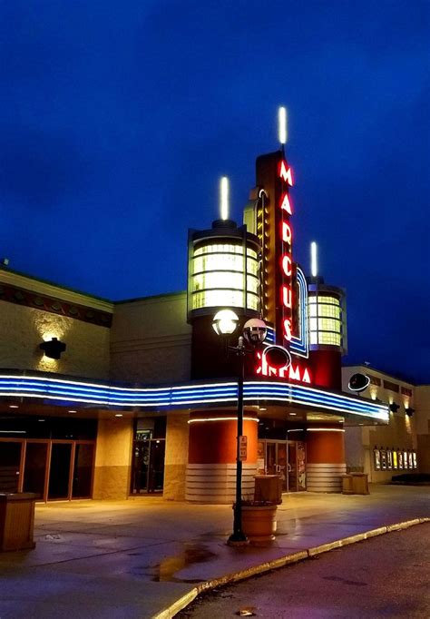 movie theaters menomonee falls